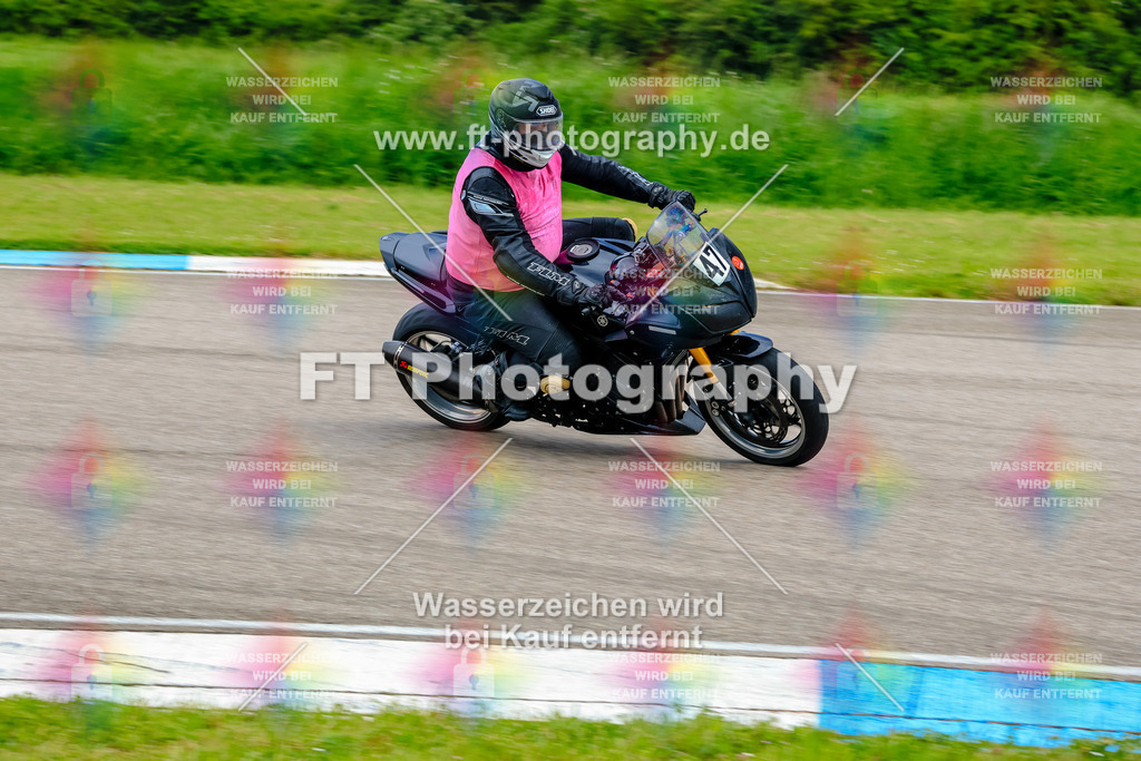 MotoTeam-9760 | Hier findet Ihr Bilder von Touristenfahrten auf der Nürburgring Nordschleife oder von anderen Veranstaltungen die ich besucht habe. Viel Spass beim Durch Schauen 