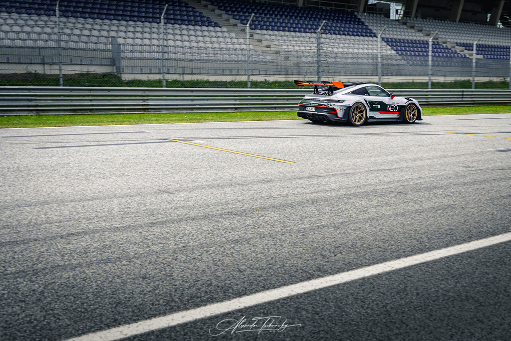 R6AT2435 _Alexander Tschuncky | Entdecken Sie die faszinierende Welt von Alexander Tschuncky Arts: Kreative Fotografie, atemberaubende Automobilkunst und hochwertiger Bilderdruck. Lassen Sie sich inspirieren! - Realisiert mit Pictrs.com