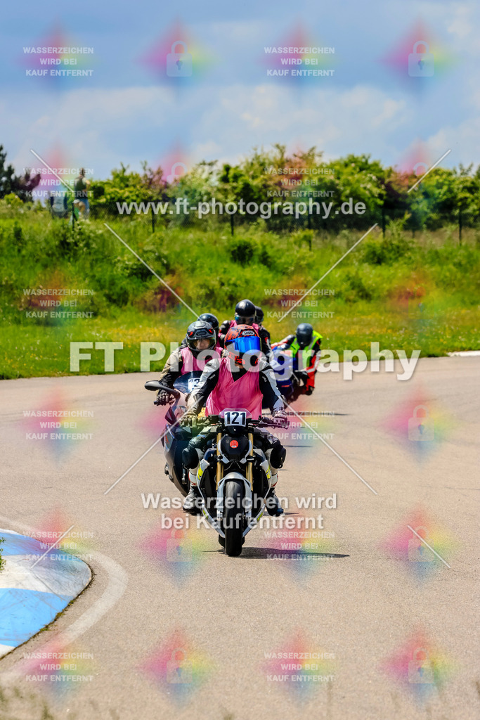 MotoTeam-0111 | Hier findet Ihr Bilder von Touristenfahrten auf der Nürburgring Nordschleife oder von anderen Veranstaltungen die ich besucht habe. Viel Spass beim Durch Schauen 