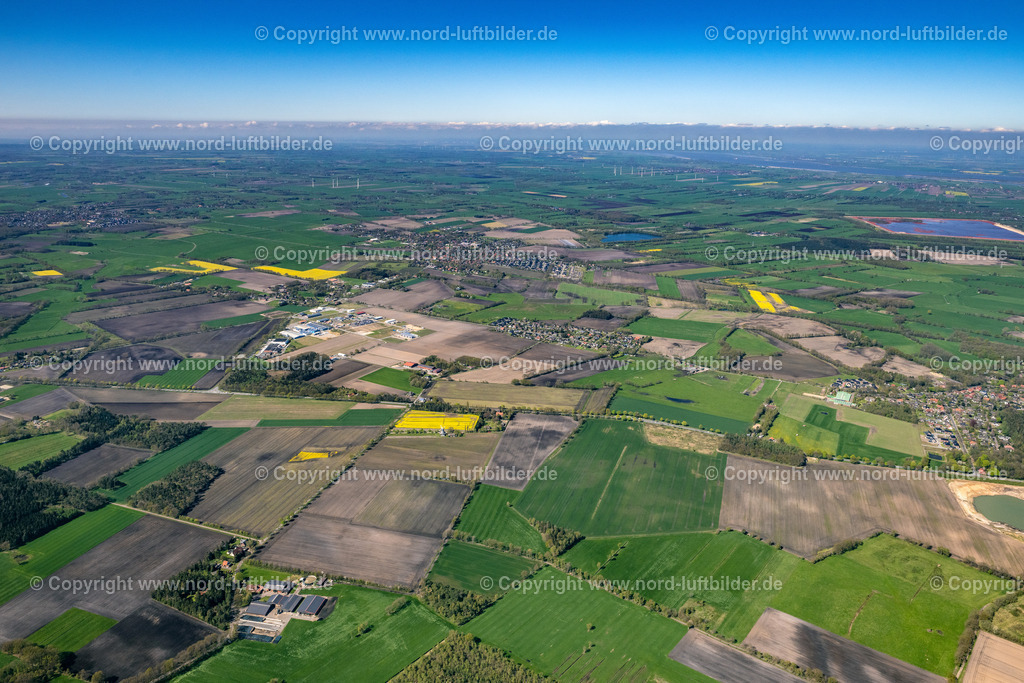 Hammah_Mittelsdorf_Els_0377290423 | HAMMAH 29.04.2023 Ortsansicht am Rande von landwirtschaftlichen Feldern und Nutzflächen in Hammah im Bundesland Niedersachsen, Deutschland. // Village view on the edge of agricultural fields and land in Hammah in the state Lower Saxony, Germany. Foto: Martin Elsen