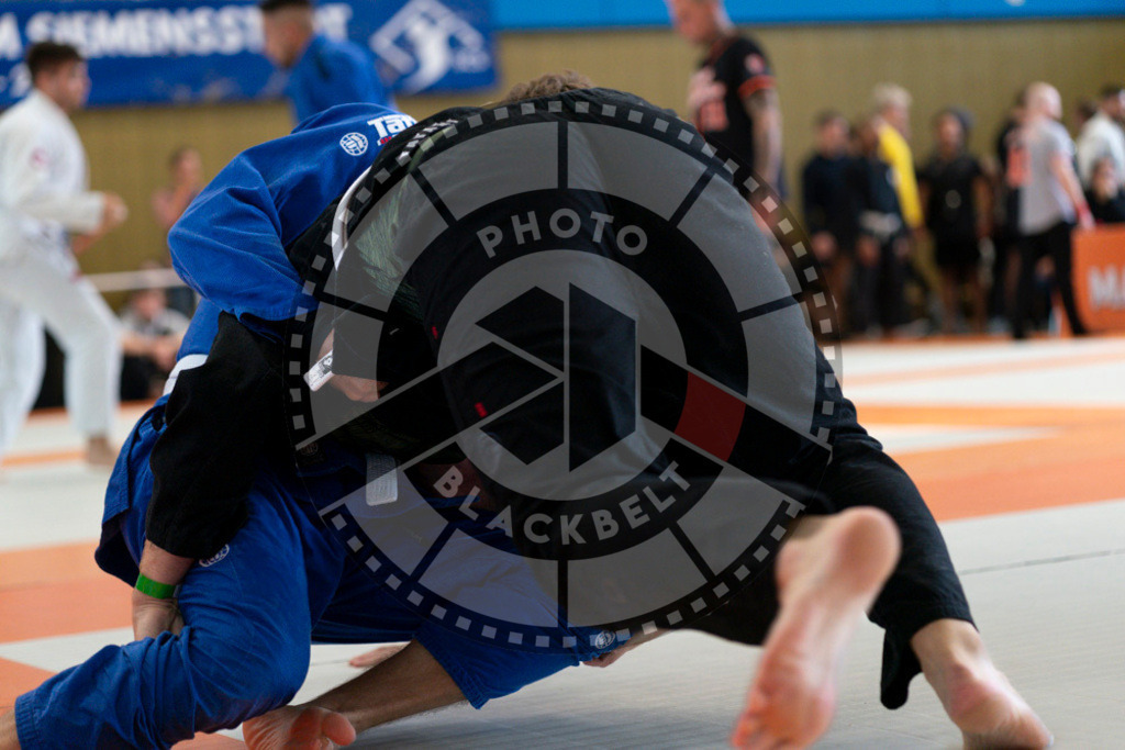 20240915PBB2280 | Athletes compete during the Grappling Industries’ grappling and Brazilian jiu-jitsu competition in Berlin, on September 15, 2024.