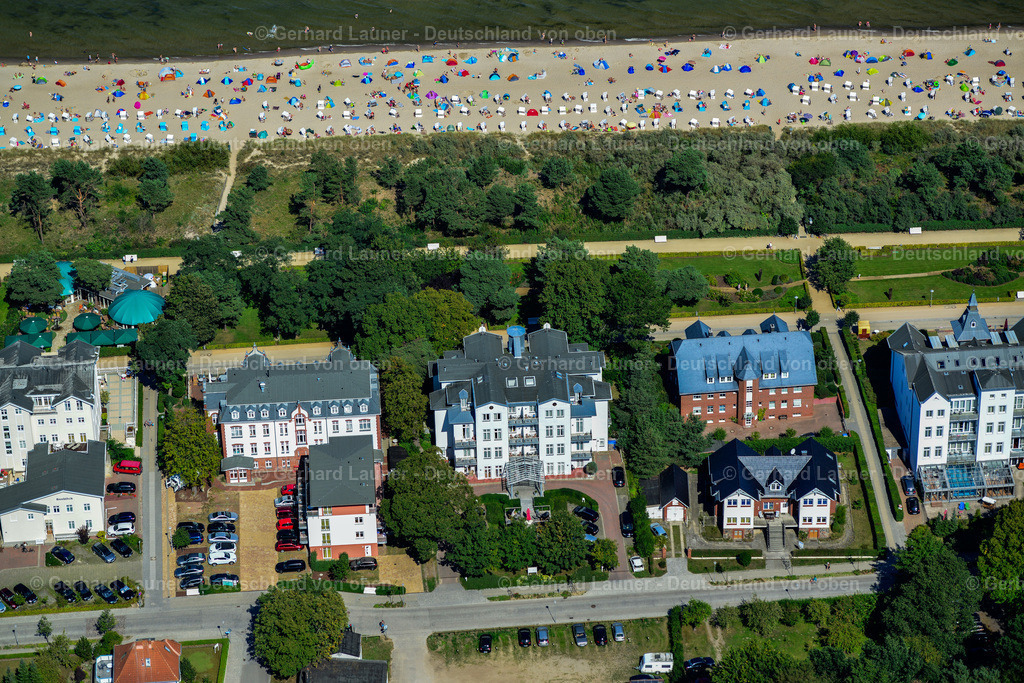 3637706 | ZINNOWITZ 25.08.2016 Gebäudekomplex der Hotelanlage "Aparthotel Seeschlösschen" an der Dünenstraße in Zinnowitz auf der Insel Usedom im Bundesland Mecklenburg-Vorpommern, Deutschland. Weiterführende Informationen bei: Hotel Asgard - Lippmann OHG. // Complex of the hotel building "Aparthotel Seeschloesschen" on street Duenenstrasse in Zinnowitz on the island of Usedom in the state Mecklenburg - Western Pomerania, Germany. Further information at: Hotel Asgard - Lippmann OHG. Foto: Gerhard Launer