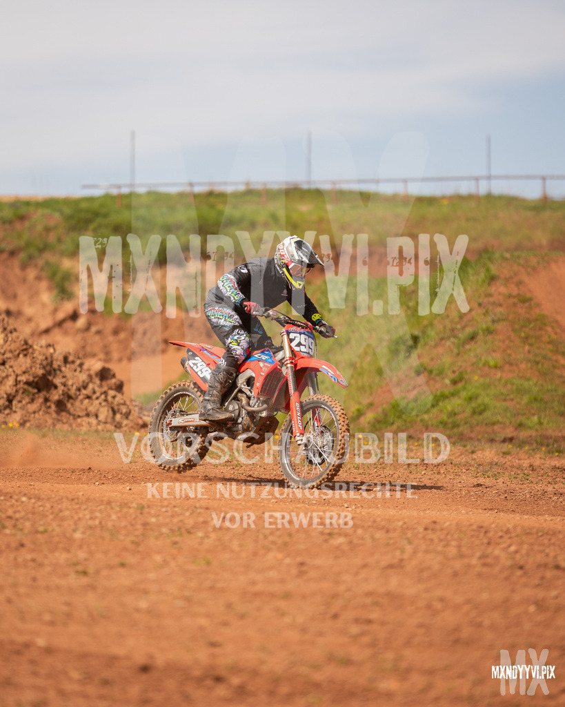 866A4215 | mxndyyvipix