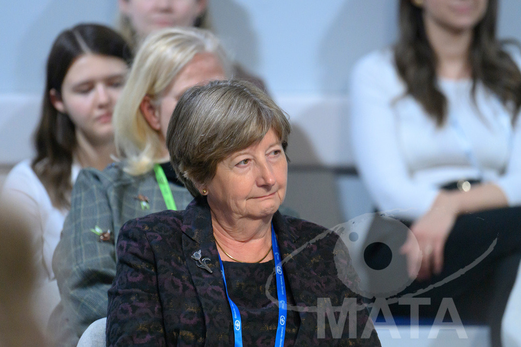 _DWA0303 | MATA IndoCon - Realisiert mit Pictrs.com