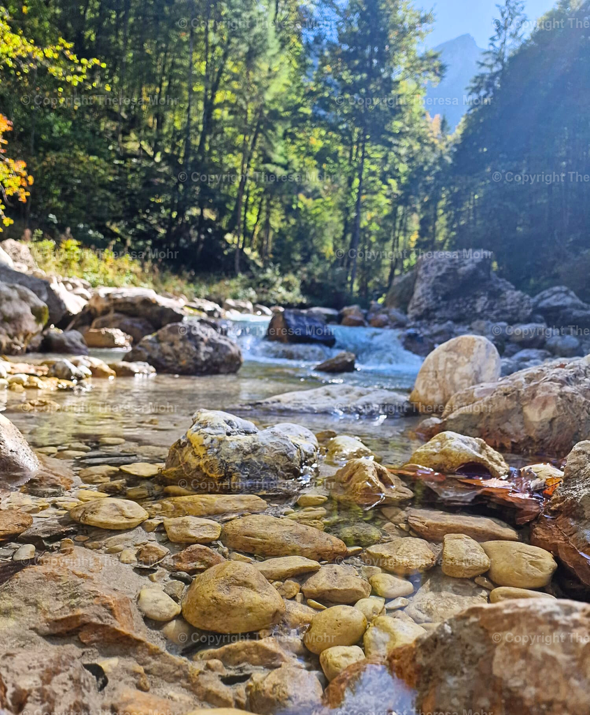 Höllentalklamm Bach  | Naturpuls - Realisiert mit Pictrs.com