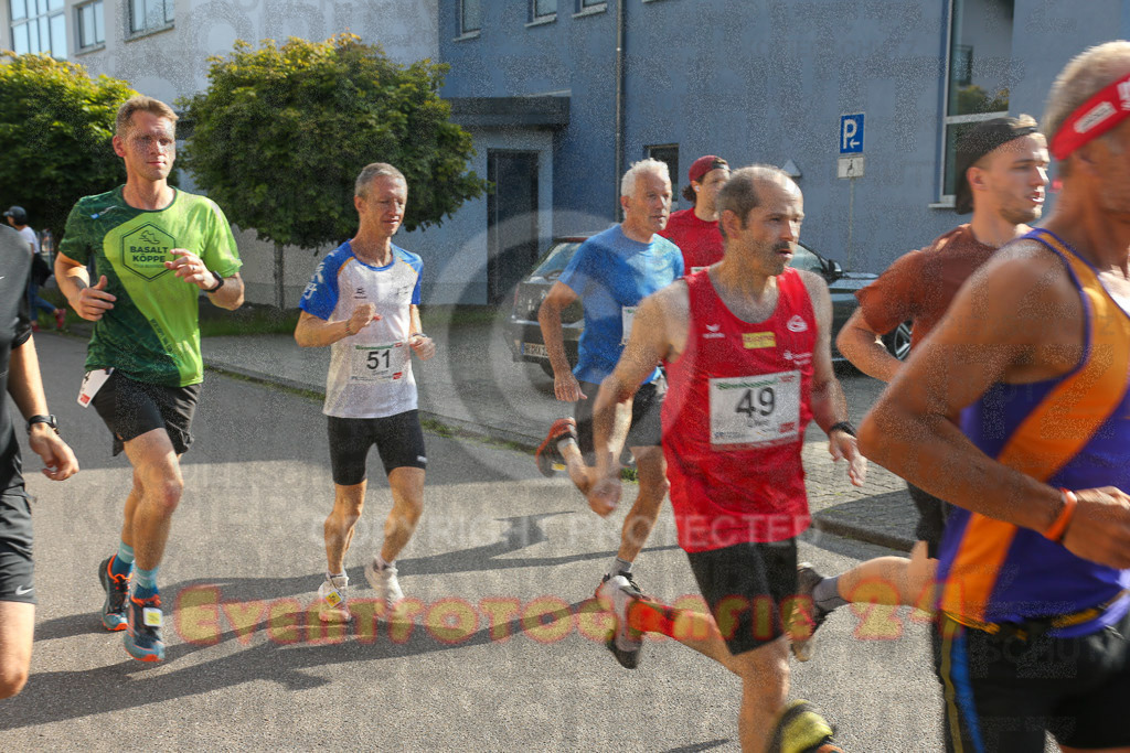 230804_1801_EX1_3588 | Sportfotografie im Rhein-Sieg Kreis, Köln, Bonn, NRW, Rheinland Pfalz, Hessen, etc. Unser Tätigkeitsfeld umfasst den Laufsport vom Volkslauf über den Marathon, Duathlon, Triathon bis zum Ultralauf wie Kölnpfad Ultra oder Schindertrail.