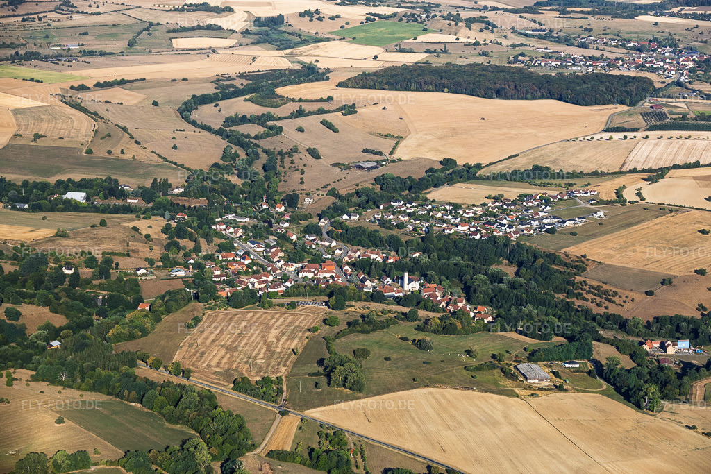 Luftbild: Ortsansicht von Osten in Volmunster im Bundesland Moselle in Frankreich. – Foto: IMG_158570.jpg vom 14.08.2026 durch Werner Riehm/FLY-FOTO.de – Auflösung des Originals: 6000 x 4000 px