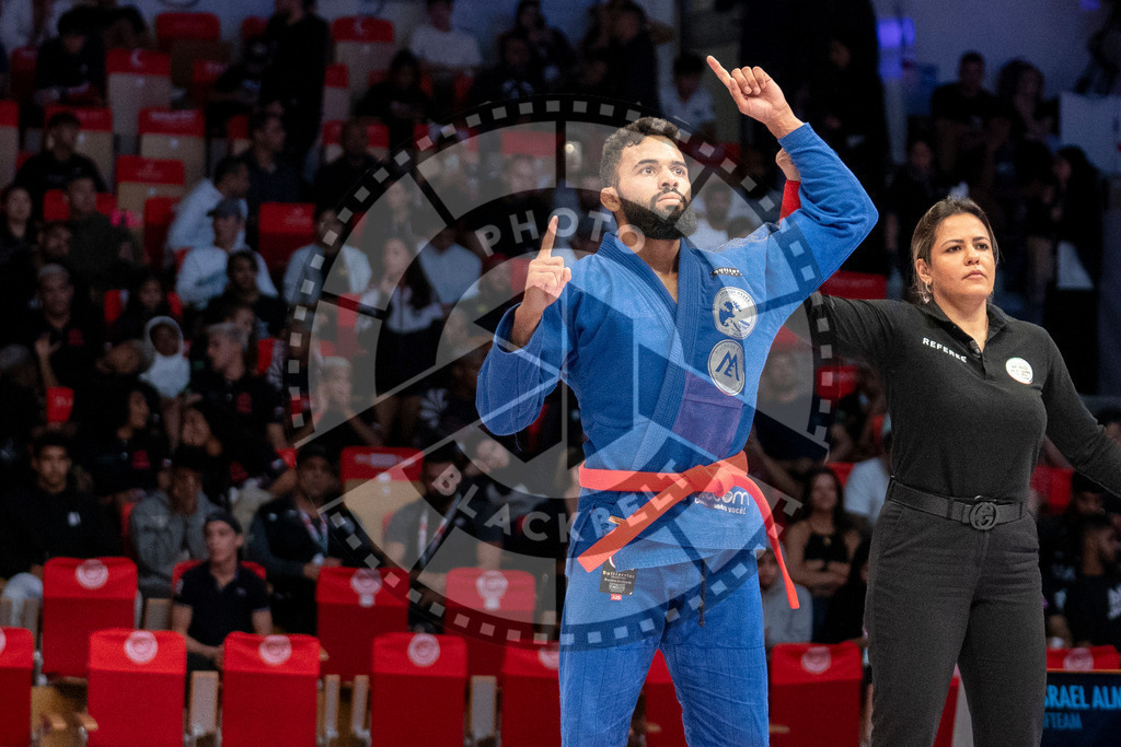 20231108PBB1172 | Fighters compete during the AJP World Professional Championship in the Mubadala Arena in Abu Dhabi, Arab United Emirates, on November 8, 2023.