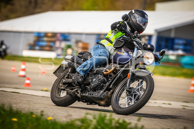 0011-260419_NOE-037_11 | Deine Full-Service-Agentur für ✔️Videoproduktionen und ✔️Motorsportfotografie Jetzt Angebot anfragen!