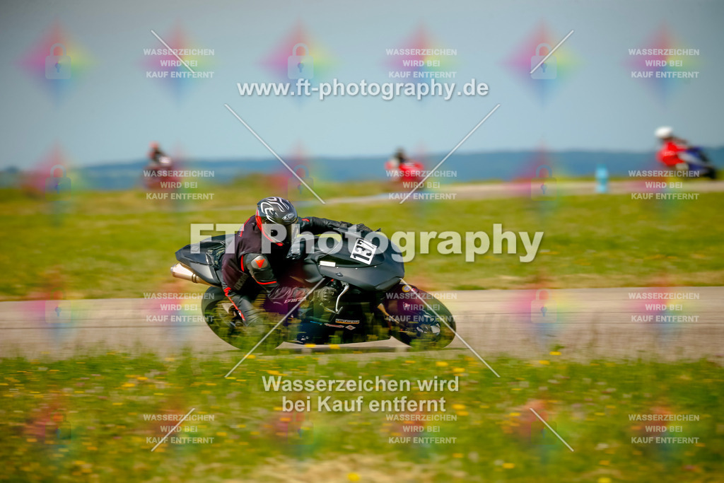 _MOT1067 | Hier findet Ihr Bilder von Touristenfahrten auf der Nürburgring Nordschleife oder von anderen Veranstaltungen die ich besucht habe. Viel Spass beim Durch Schauen 