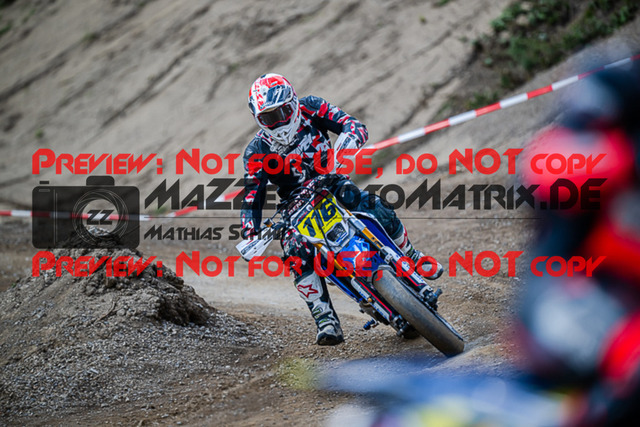 MaZZes_FotoMatrix_220904_8944 | S1