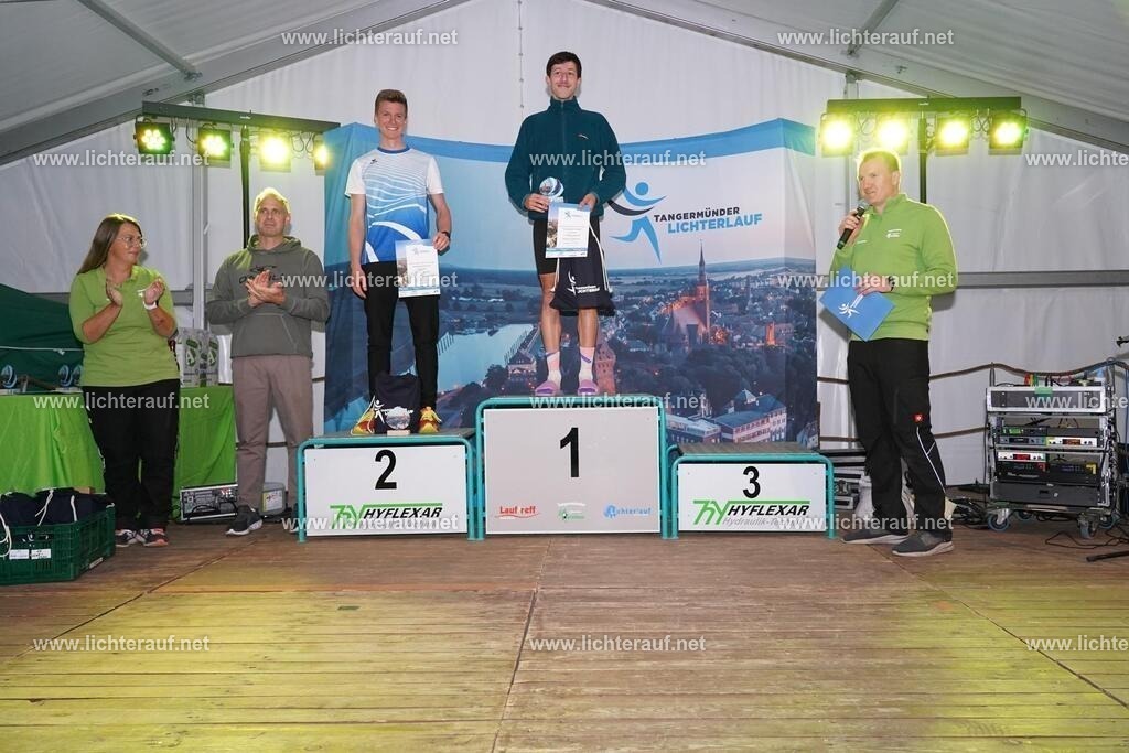 DSC05431 | Lichterlauf  - Realized with Pictrs.com