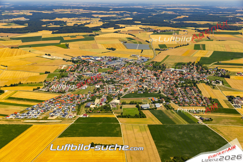 Aktuelles Luftbild von  Nellingen - Die Luftaufnahme wurde 2022 mittels UL-Flugzeug erstellt ( keine Drohne ) - hochauflösende Kamera-Systeme von  Canon -Beste Qualität - Für grossformatige Ausdrucke geeignet. Die Geschenkidee !