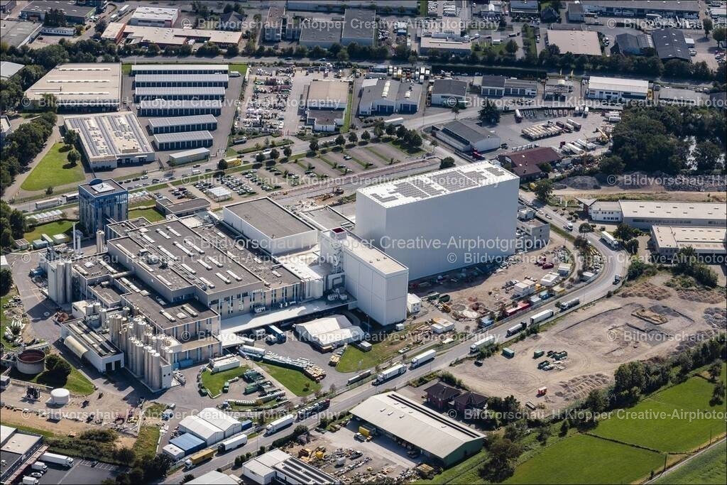 Luftbilder Moers 439A3165-2_prot | Luftbildfotografie und Luftbildfotograf Hermann Klöpper - Realisiert mit Pictrs.com