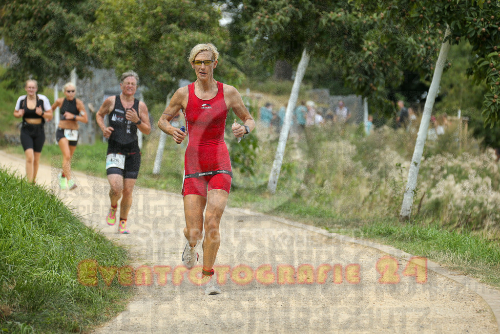 250824_1346_EX1_3637 | Sportfotografie im Rhein-Sieg Kreis, Köln, Bonn, NRW, Rheinland Pfalz, Hessen, etc. Unser Tätigkeitsfeld umfasst den Laufsport vom Volkslauf über den Marathon, Duathlon, Triathon bis zum Ultralauf wie Kölnpfad Ultra oder Schindertrail.