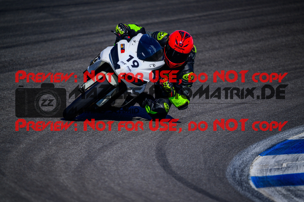 MaZZes_Fotomatrix_20250407_6007705_8695 | ROT