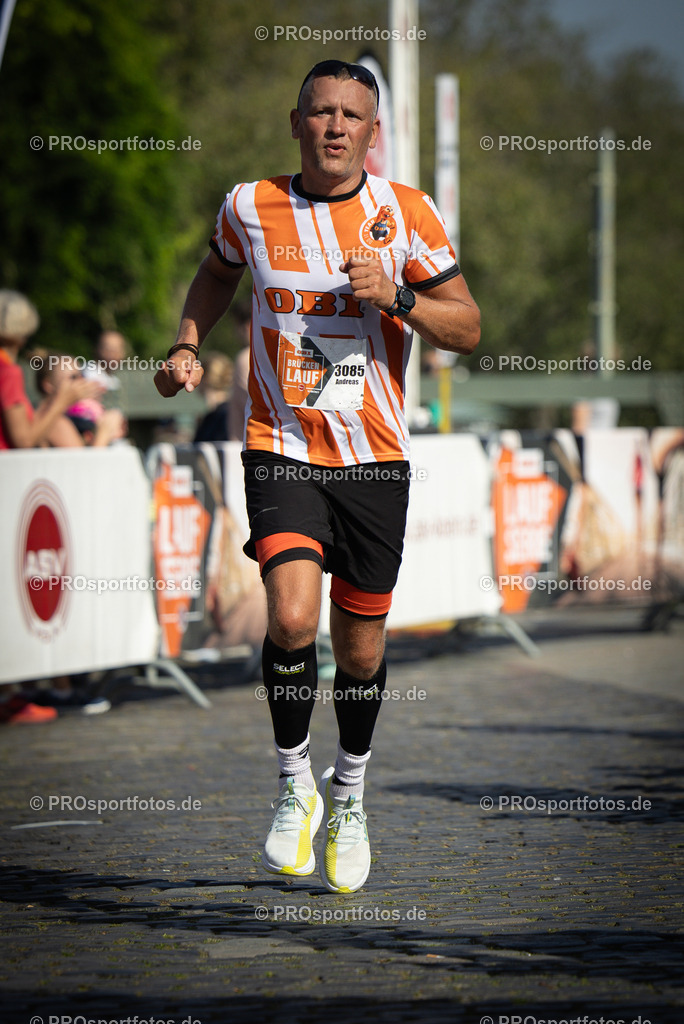 OBI ASV Koelner Brueckenlauf; Koeln, 10.09.23 | Impressionen vom OBI ASV Koelner Brueckenlauf am 10.09.23 am Olympiamuseum in Koeln (Deutschland). Foto: BEAUTIFUL SPORTS/Axel Kohring