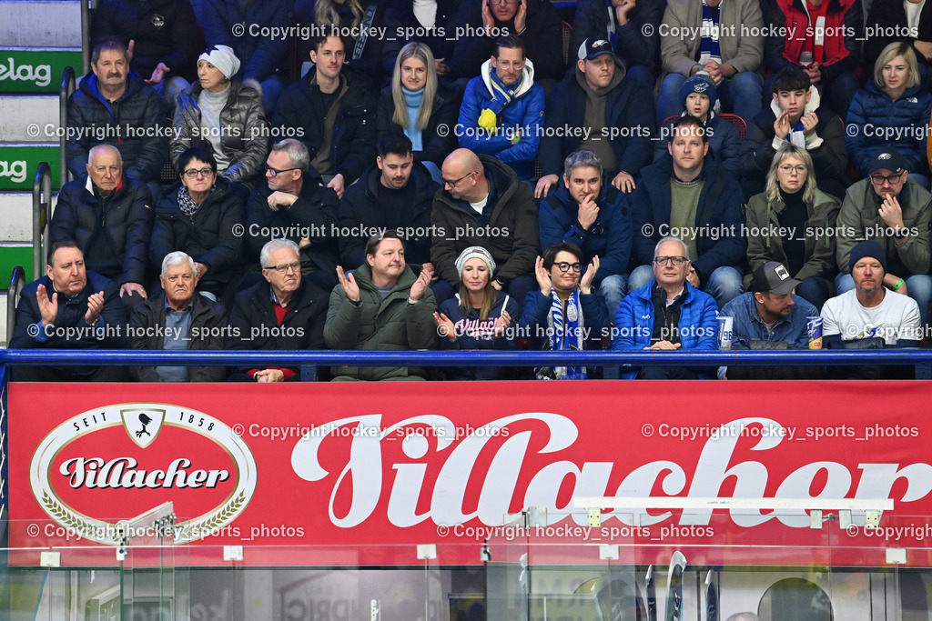 EC IDM WÄRMEPUMPEN VSV vs. EC KAC | Villacher Stadtrat Erwin Baumann, Villacher Bürgermeister Günther Albel mit Gattin, Kärntner Landtagspräsident Reinhart Rohr, EC IDM WÄRMEPUMPEN VSV vs. EC KAC, EC IDM WÄRMEPUMPEN VSV vs. EC KAC am 02.02.2025 in Villach (Stadthalle Villach), Austria, (Photo by Bernd Stefan)