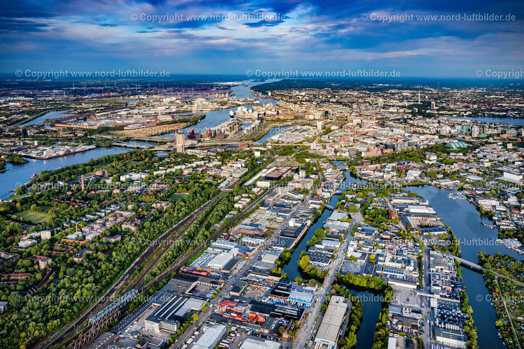 Hamburg_Rothenburgsort_ELS_5882200925 | HAMBURG 20.09.2025 Entwicklungsgebiet "Neuer Huckepackbahnhof der Industriebrache an der Billstraße im Stadtteil Rothenburgsort in Hamburg. // Development area "New piggyback station on the industrial wasteland at Billstrasse in the Rothenburgsort district of Hamburg. Foto: Martin Elsen