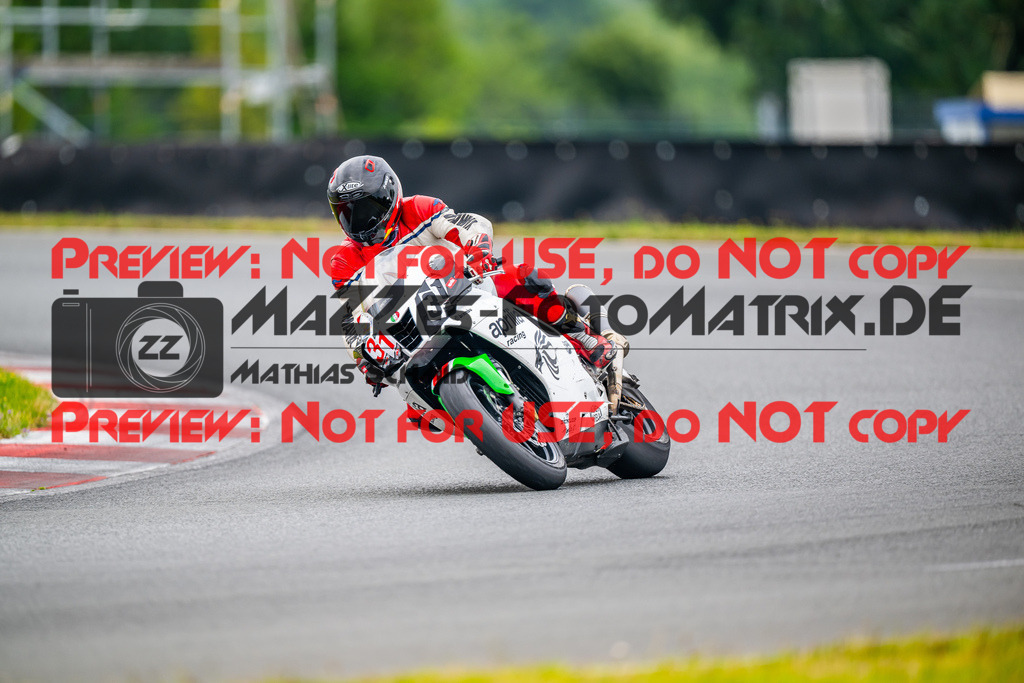 MaZZes_FotoMatrix_240724_6007705_3284 | ROT