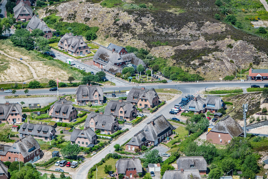 Sylt_List_ELS_9868150622 | LIST 15.06.2022 Ortsansicht an der Meeres-Küste in List auf der Insel Sylt im Bundesland Schleswig-Holstein, Deutschland. // Townscape on the seacoast in List at the island Sylt in the state Schleswig-Holstein, Germany. Foto: Martin Elsen