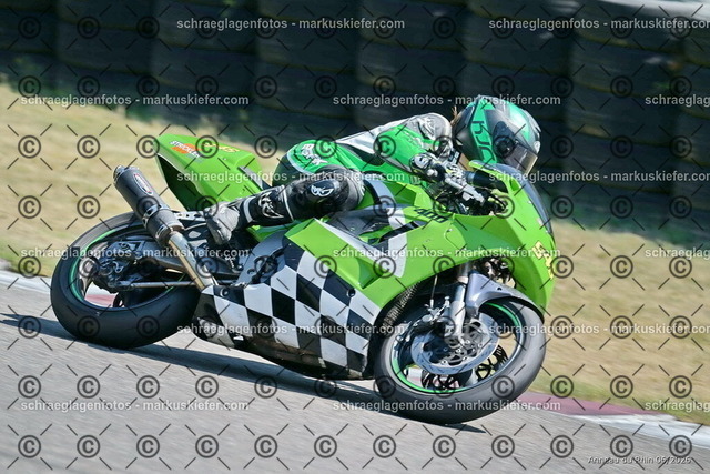 26bc03-1396 | markuskiefer.com - Realisiert mit Pictrs.com