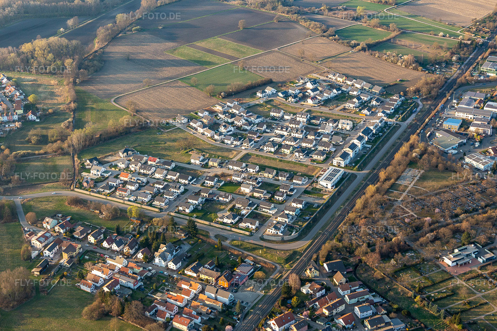 Luftbild: Paul Klee Ring in Wörth am Rhein im Bundesland Rheinland-Pfalz in Deutschland. Foto: IMG_131034.jpg vom 22.03.2022 durch Werner Riehm/FLY-FOTO.deStadtverwaltung Wörth am Rhein