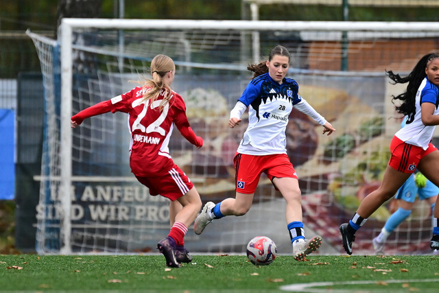 Fußball I Juniorinnen I Saison 2025-2026 I Regionalliga Nord I 7. Spieltag I Hamburger SV U17 - SpVg Aurich U17 I 01662 | Der Sportfotograf. - Realisiert mit Pictrs.com