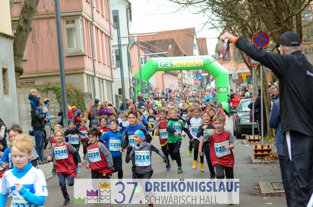 AOK JuniorCup 400m | 3Koenigslauf 2023 - Realisiert mit Pictrs.com