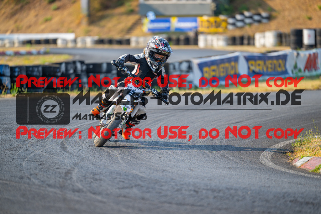 MaZZes-Fotomatrix-20260816-611767 | ROOKIES