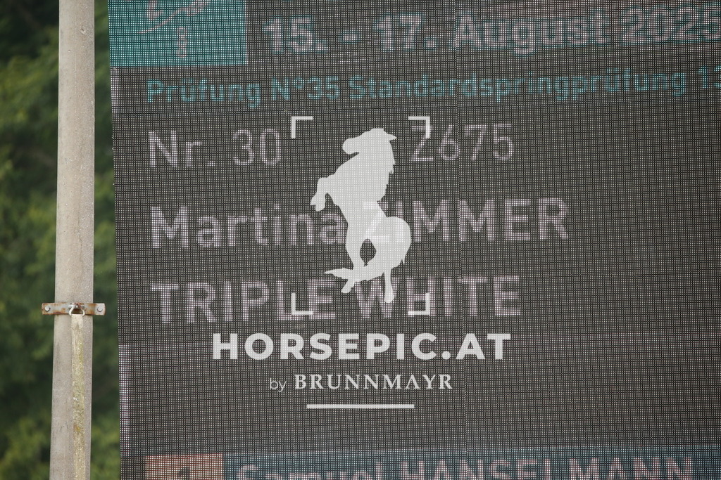 DL2Q7265 | Willkommen bei Brunnmayr - Design & Fotografie – Ihrem Spezialisten für Reitturniere und Pferdeveranstaltungen in Oberösterreich, Salzburg und Bayern! Seit über 17 Jahren sind wir leidenschaftlich dabei.