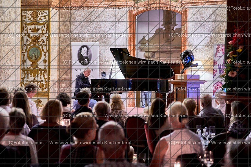 ALS7895_XXXX-Chopin-Festival_Nocturno_Olejniczak Janusz | (C)FotoLois.com, Alois Spandl. XXXX. Chopin-Festival in der Kartause Gaming, 'NOCTURNO' - nächtliches Konzert bei Kerzenlicht in der Barockbibliothek, Sa 17. August 2024.