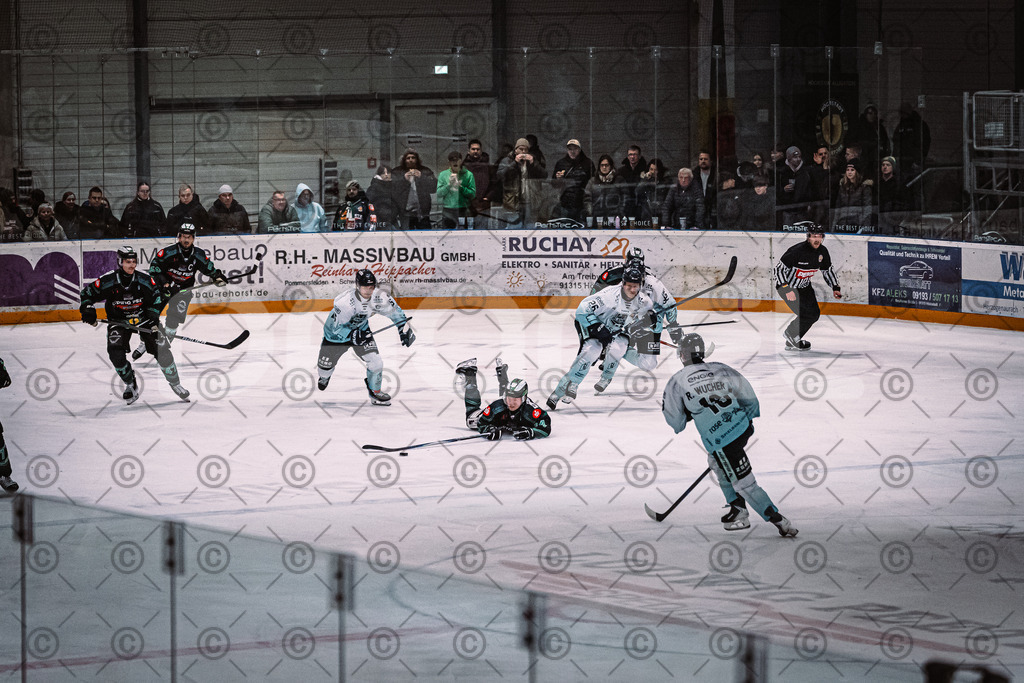 Alligators_vs_Lindau_21_12_2025-083 | Höchstadt Alligators Fotogalerie: Eishockey-Action aus Franken. Professionelle Spielfotos, Portraits & Stadionbilder zum Download. Jetzt entdecken! - Realisiert mit Pictrs.com