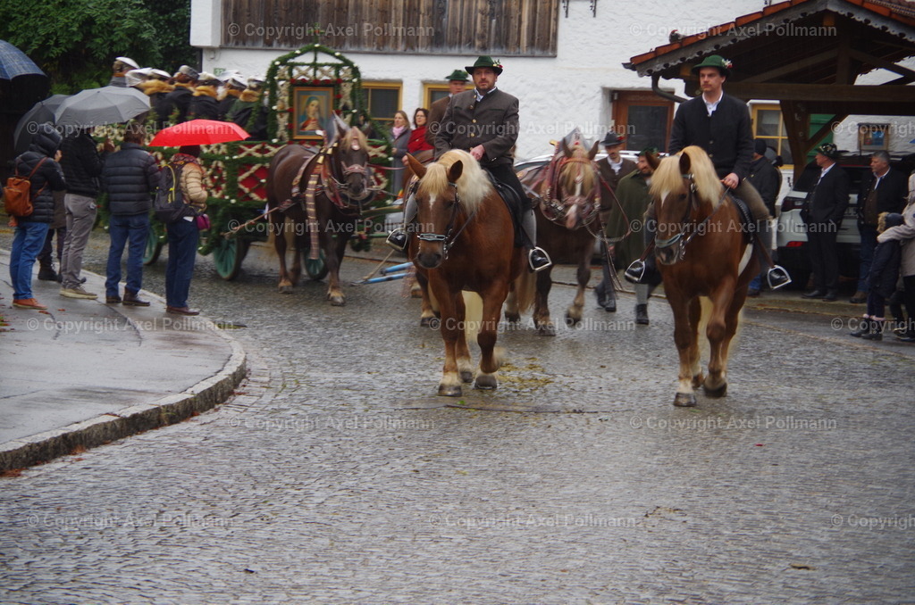 IMGP9277 | fotografiert von Axel PollmannLeonhardi Wallfahrt Benediktbeuern und Murnau, Fronleichnam, Fasching, Landschaft im Loisachtal und Benediktbeuern  - Realisiert mit Pictrs.com