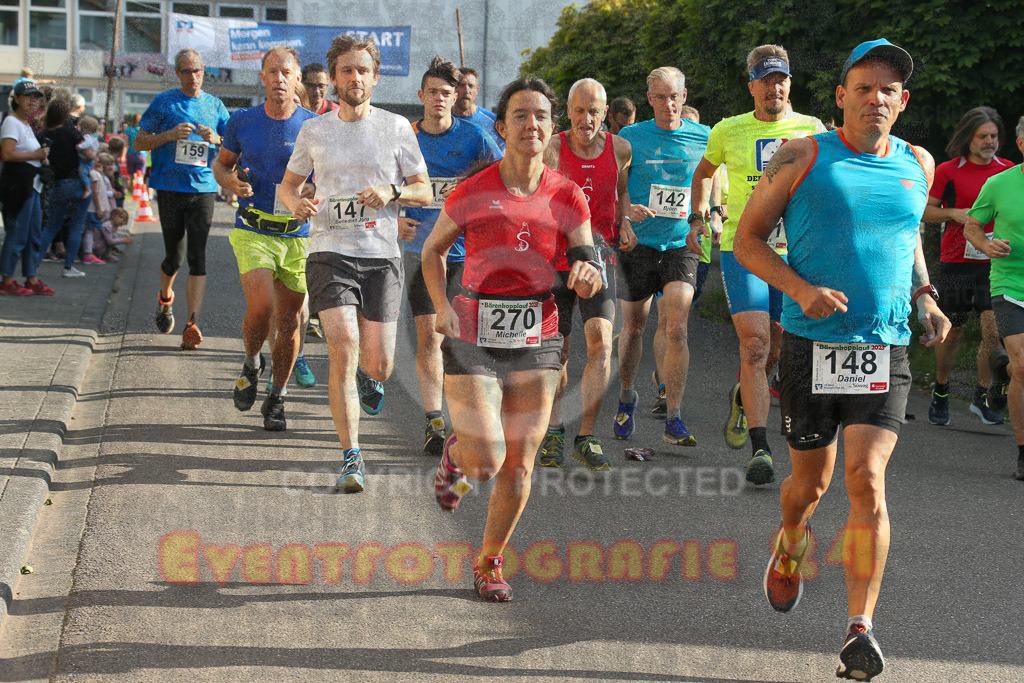 230804_1806_EX1_3685 | Sportfotografie im Rhein-Sieg Kreis, Köln, Bonn, NRW, Rheinland Pfalz, Hessen, etc. Unser Tätigkeitsfeld umfasst den Laufsport vom Volkslauf über den Marathon, Duathlon, Triathon bis zum Ultralauf wie Kölnpfad Ultra oder Schindertrail.