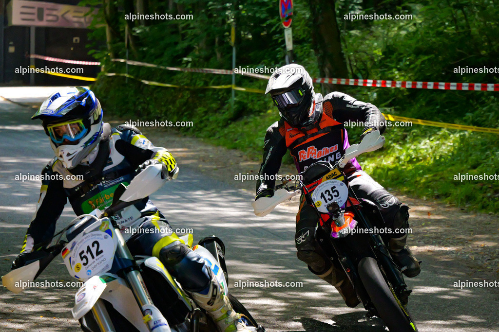 P1036771 | Erleben Sie atemberaubende, hochqualitative Fotos Ihrer Fahrt entlang der malerischen Alpenstraßen. Besuchen Sie alpineshots.com, um professionelle Aufnahmen Ihrer unvergesslichen Reise zu finden und zu kaufen - Realisiert mit Pictrs.com