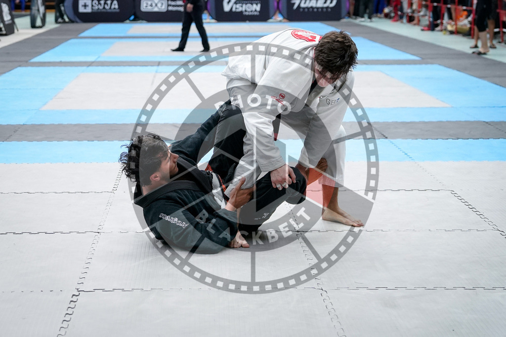 20250920PBB3718 | Athletes compete during the AJP Tour Hamburg International Jiu-Jitsu Championship, on September 20, 2025 in Hamburg, Germany. © Chiara Dazi / photoblackbelt