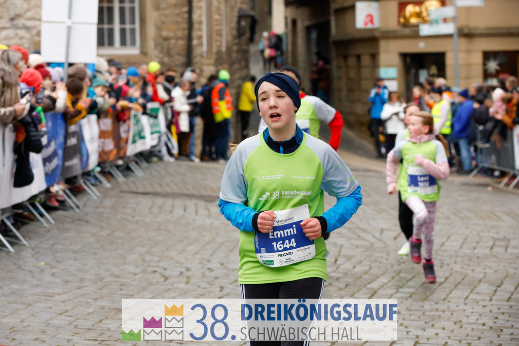 1700m Stadtwerke Jugendlauf | 3 Koenigslauf 2024 1700m Stadtwerke Jugendlauf - Realisiert mit Pictrs.com