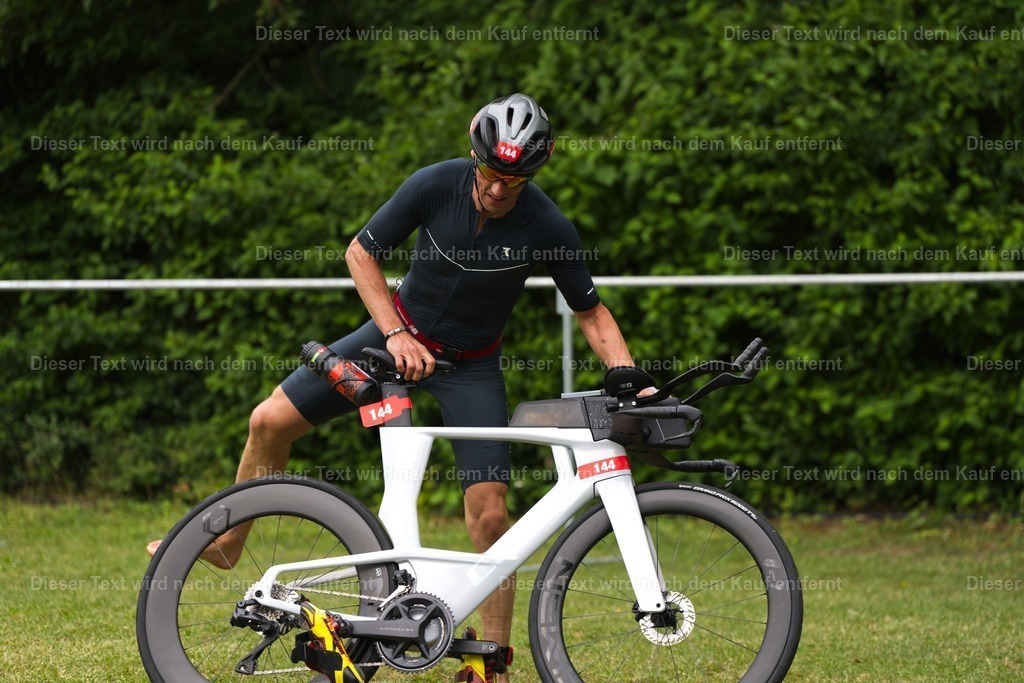 triathlon_wuerzburg_r_2026_06_14-337 | Shop für Fotos von Sportevents z.B. Obstacle Course Racing, OCR, Triathlon, Trail Run und MTB - Realisiert mit Pictrs.com