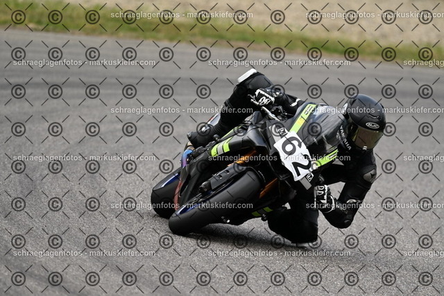 25bt02-1096 | markuskiefer.com - Realisiert mit Pictrs.com