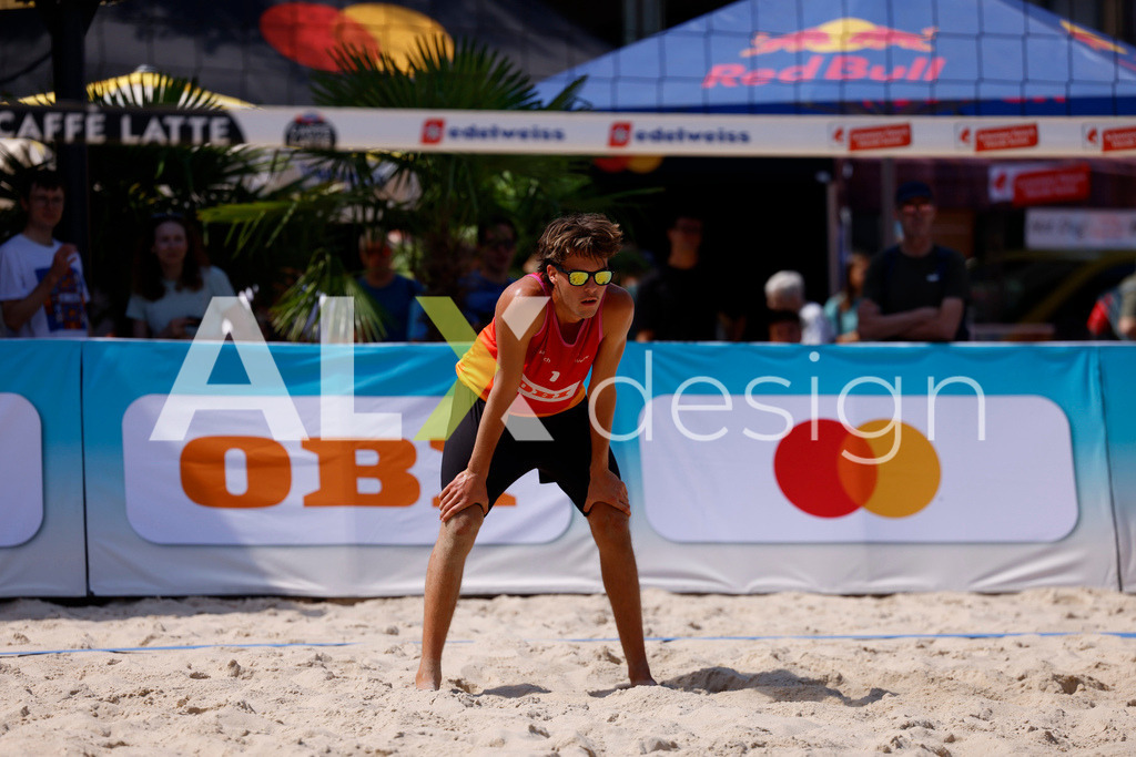 Obi BeachTour 2026 - Basel | BASEL, SWITZERLAND - JULY 18: DANIEL ALLEMANN (SUI) during the Obi BeachTour 2026 match between ALLEMANN / LEFFLER (SUI) and MASSEREY / SCHNEGG (SUI) at Barfüsserplatz on July 18, 2026 in Basel, Switzerland. - Realisiert mit Pictrs.com