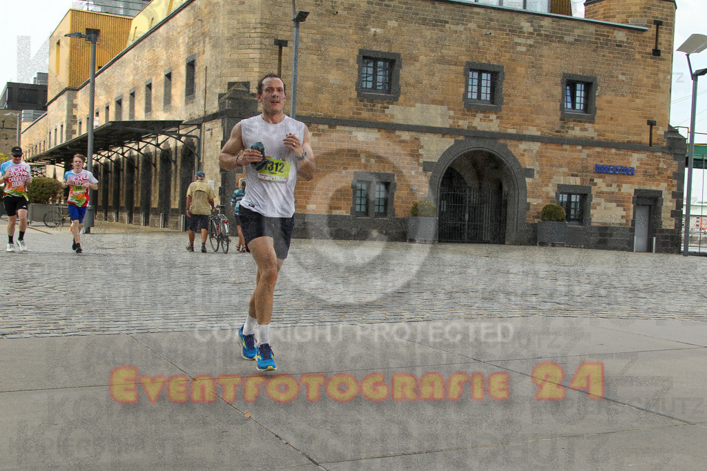 250920_1520_EV4_8480 | Sportfotografie im Rhein-Sieg Kreis, Köln, Bonn, NRW, Rheinland Pfalz, Hessen, etc. Unser Tätigkeitsfeld umfasst den Laufsport vom Volkslauf über den Marathon, Duathlon, Triathon bis zum Ultralauf wie Kölnpfad Ultra oder Schindertrail.