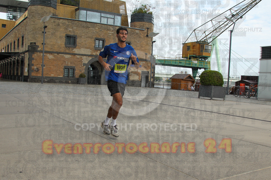 250920_1321_EV4_5298 | Sportfotografie im Rhein-Sieg Kreis, Köln, Bonn, NRW, Rheinland Pfalz, Hessen, etc. Unser Tätigkeitsfeld umfasst den Laufsport vom Volkslauf über den Marathon, Duathlon, Triathon bis zum Ultralauf wie Kölnpfad Ultra oder Schindertrail.