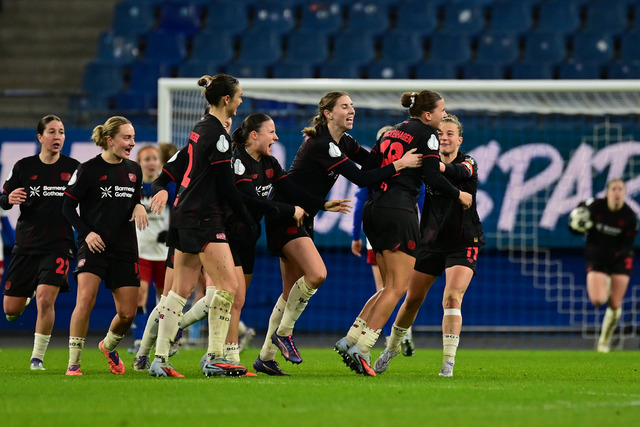 Fußball I Frauen I Saison 2025-2026 I DFB-Pokal I Achtelfinale I Hamburger SV - Bayer 04 Leverkusen I 17116 | Der Sportfotograf. - Realisiert mit Pictrs.com