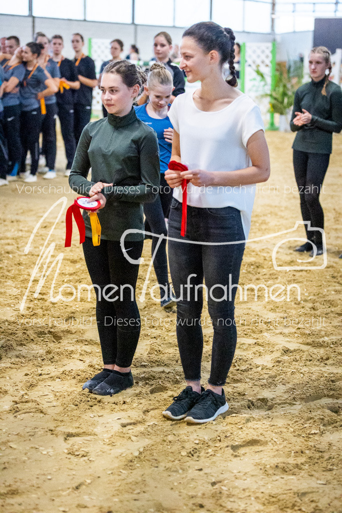 Platzierung5+6+7+NS-007 | MomenTaufnahmen Pferdesportfotos