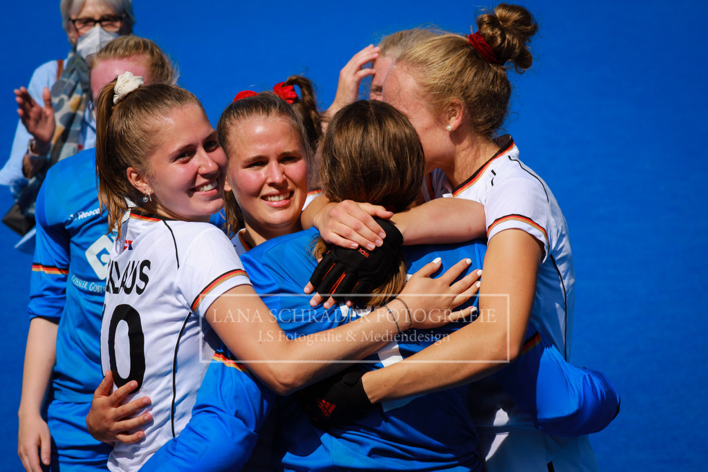 U21 EM HALBFINALE GER-NED 29.07.22 (W)-37 | lanaschraderfotografie - Realisiert mit Pictrs.com