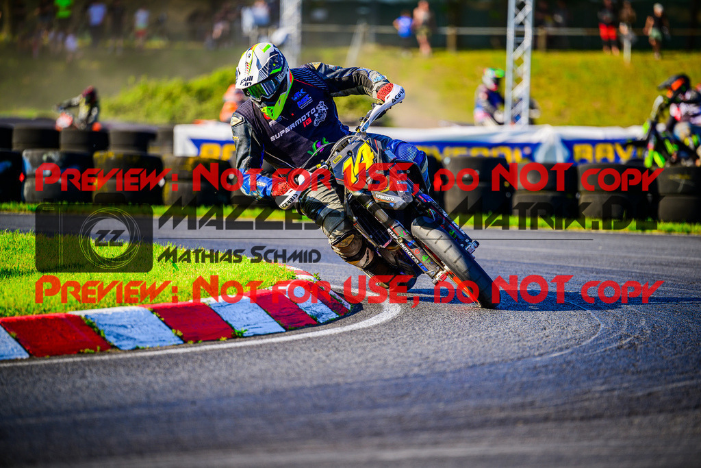 MaZZes_FotoMatrix_240511_6021986_8998 | UE40