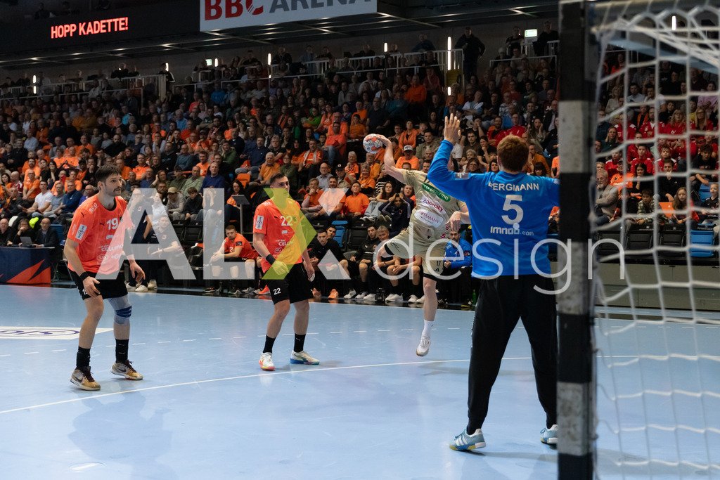 Handball I Herren I Saison 2025-2026 I EHF EUROPEAN LEAGUE 2025/26 | Men I Main Round I 2. Spieltag I Kadetten Schaffhausen - TSV Hannover-Burgdorf I 24.02.2026 | 17 August Baskar Pedersen (NO) (TSV Hannover-Burgdorf) – Flügel links - Realisiert mit Pictrs.com