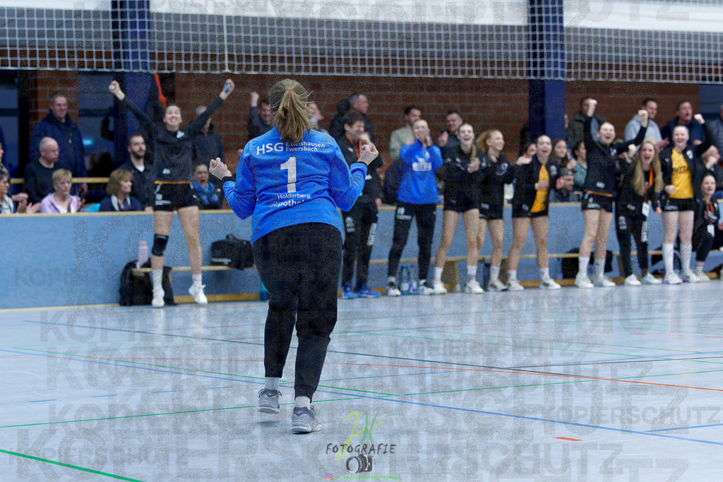 Handball Frauen Oberliga Mitte, HSG Eibelshausen/Ewersbach - HSG Lumdatal | Handball Frauen Oberliga Mitte, HSG Eibelshausen/Ewersbach - HSG Lumdatal am 21.02.2026 in Dietzhölztal-Steinbrücken (Sporthalle am Hammerweiher)Photo © 2026 - Jörg Heinrich - Realisiert mit Pictrs.com