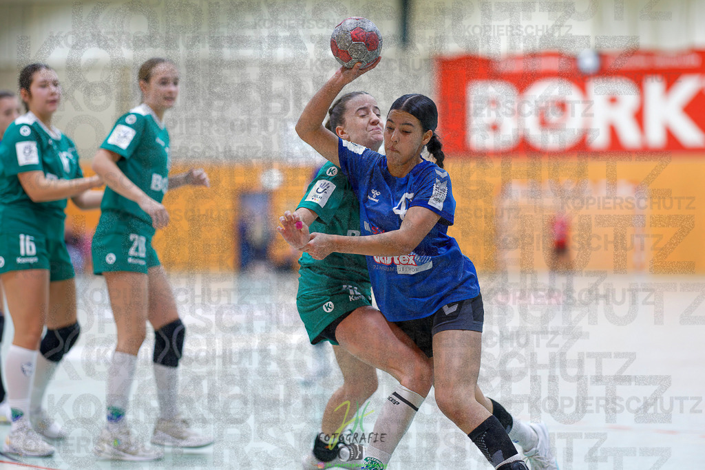 Jugenbundesliga wJB; HSG Kleenheim/Langgöns - SG Kappelwindeck/Steinbach | Jugenbundesliga wJB; HSG Kleenheim/Langgöns - SG Kappelwindeck/Steinbach am 23.11.2025 in Oberkleen (Weidig-Halle)Photo © 2025 - Jörg Heinrich - Realisiert mit Pictrs.com